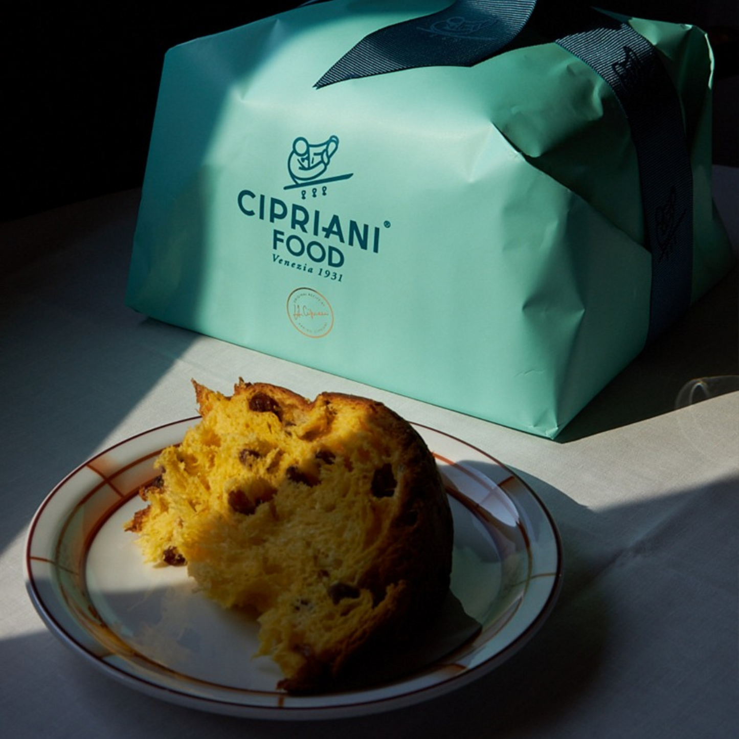 VORVERKAUF: CIPRIANI Panettone 1kg